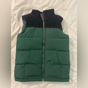 Boys puffer vest size 6